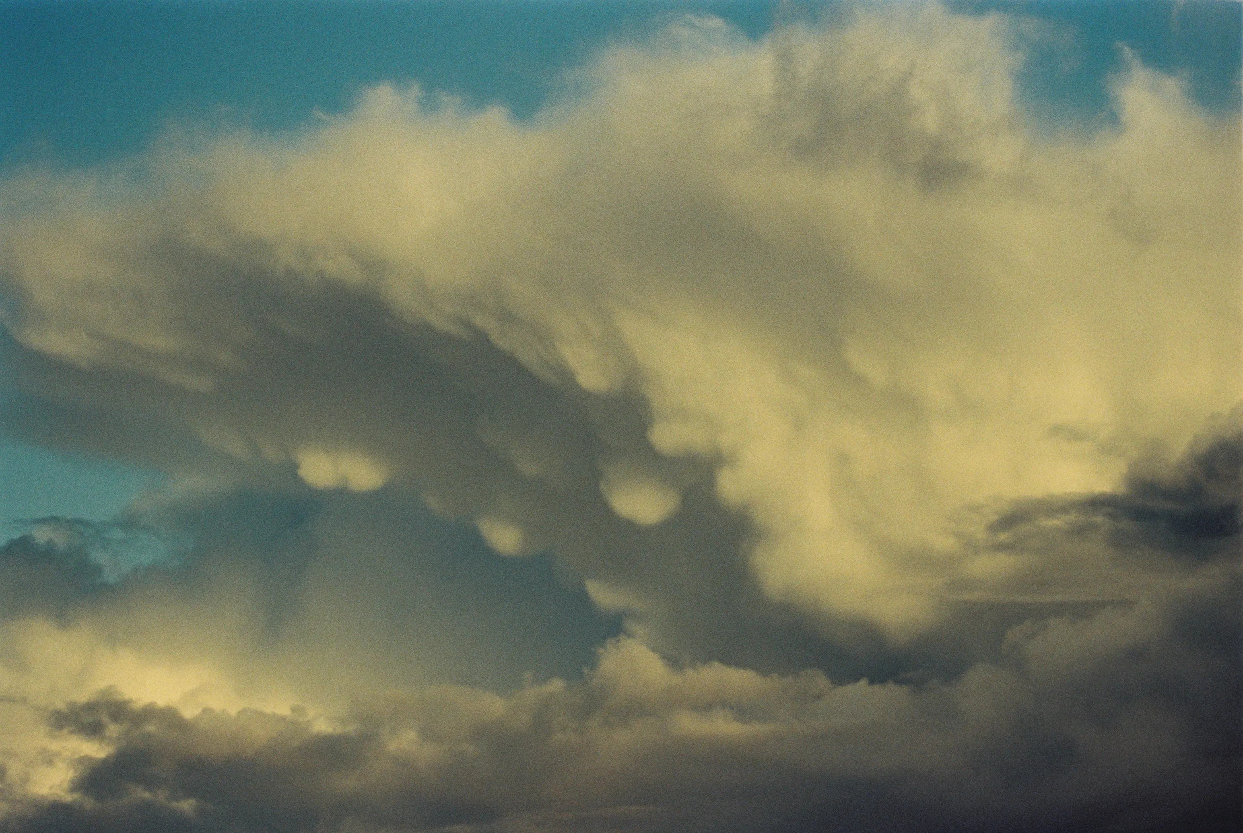 180106_SCANS_DEZEMBER_WOLKEN_01_0003