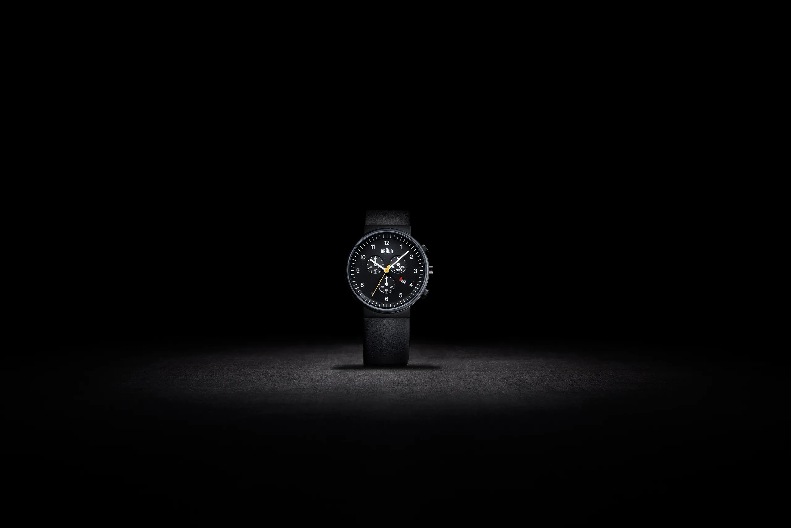 120404_Classic_Black