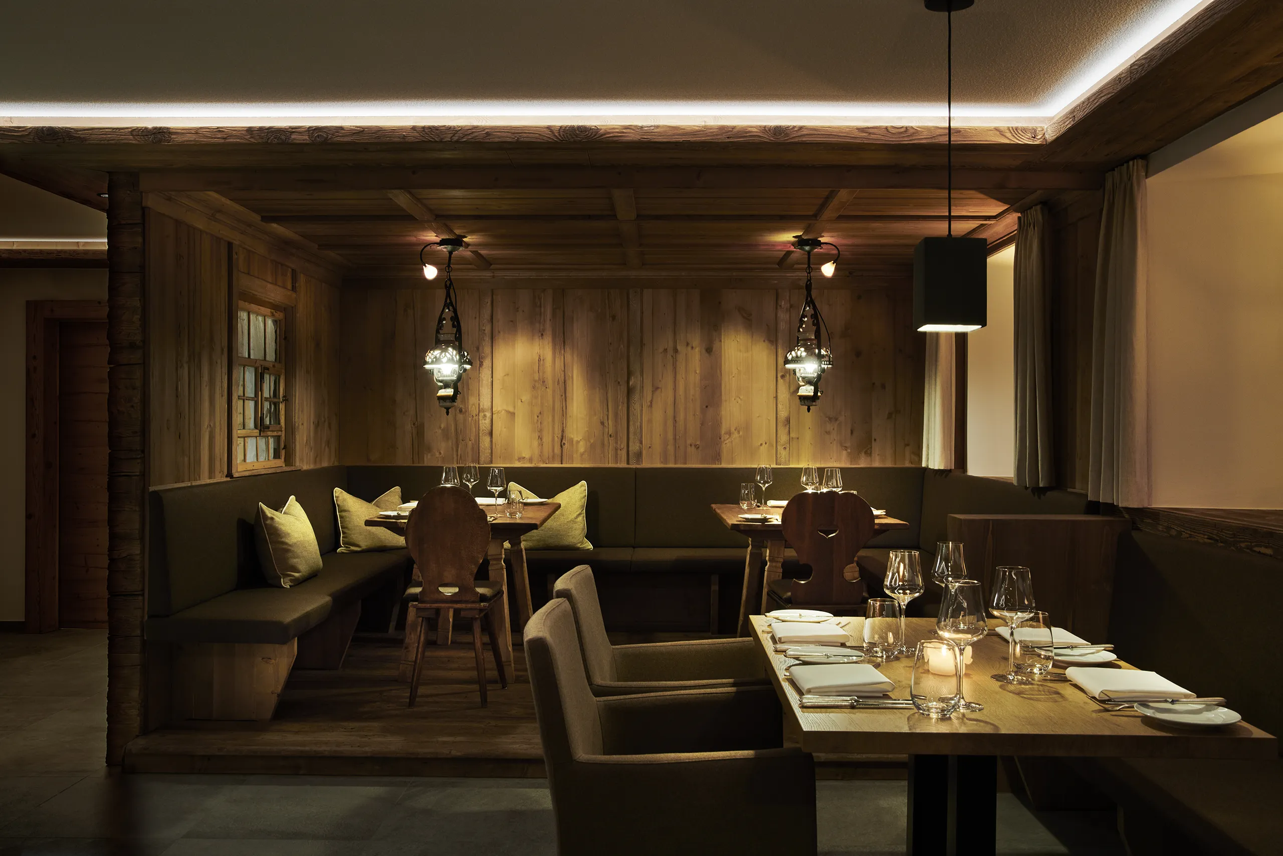 220426_ZUMKELLER_IN_6670_FINAL_DRUCK Kopie