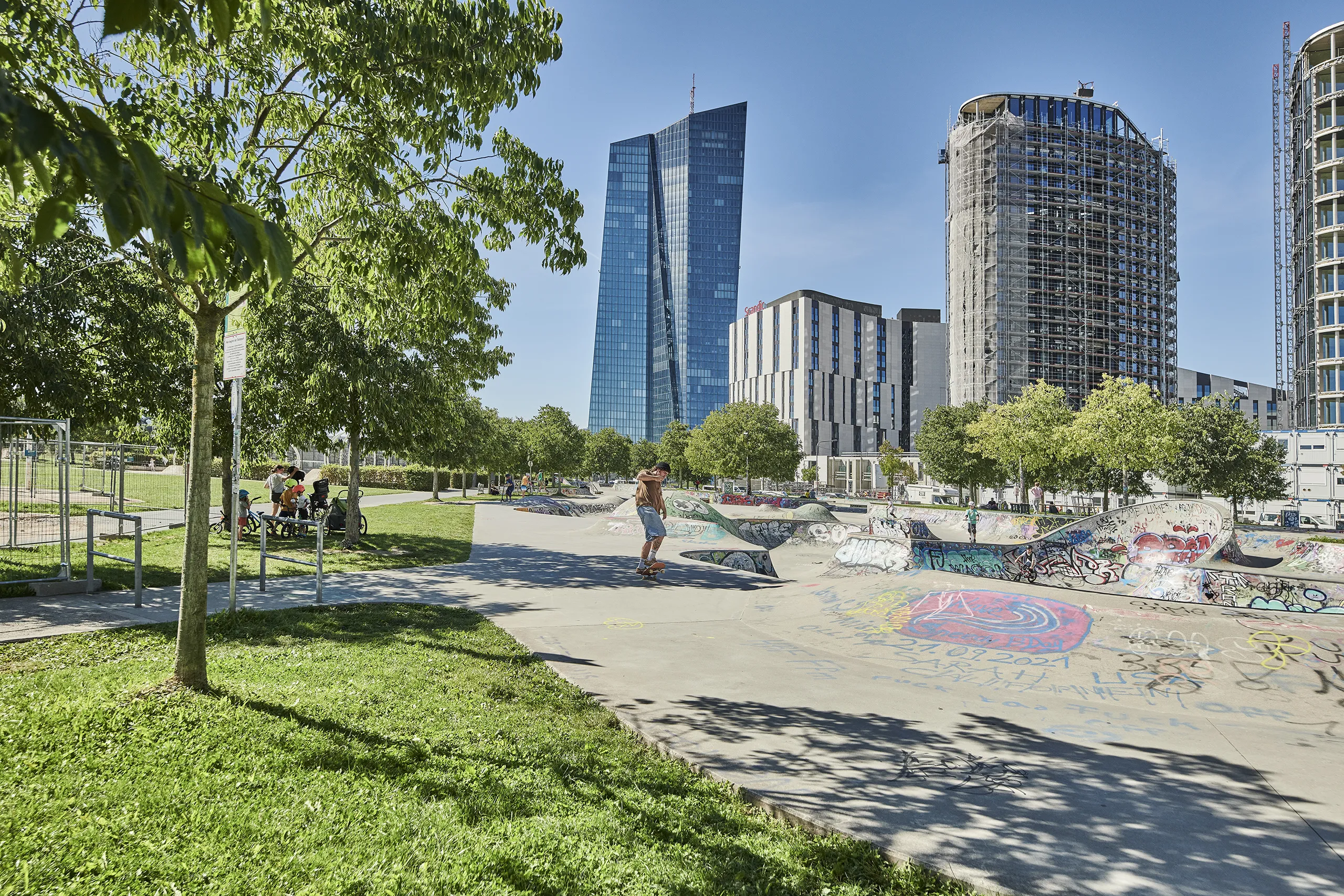 230904_HT_FRA_RHEIN_MAIN_FRANKFURT0608_FINAL_DRUCK