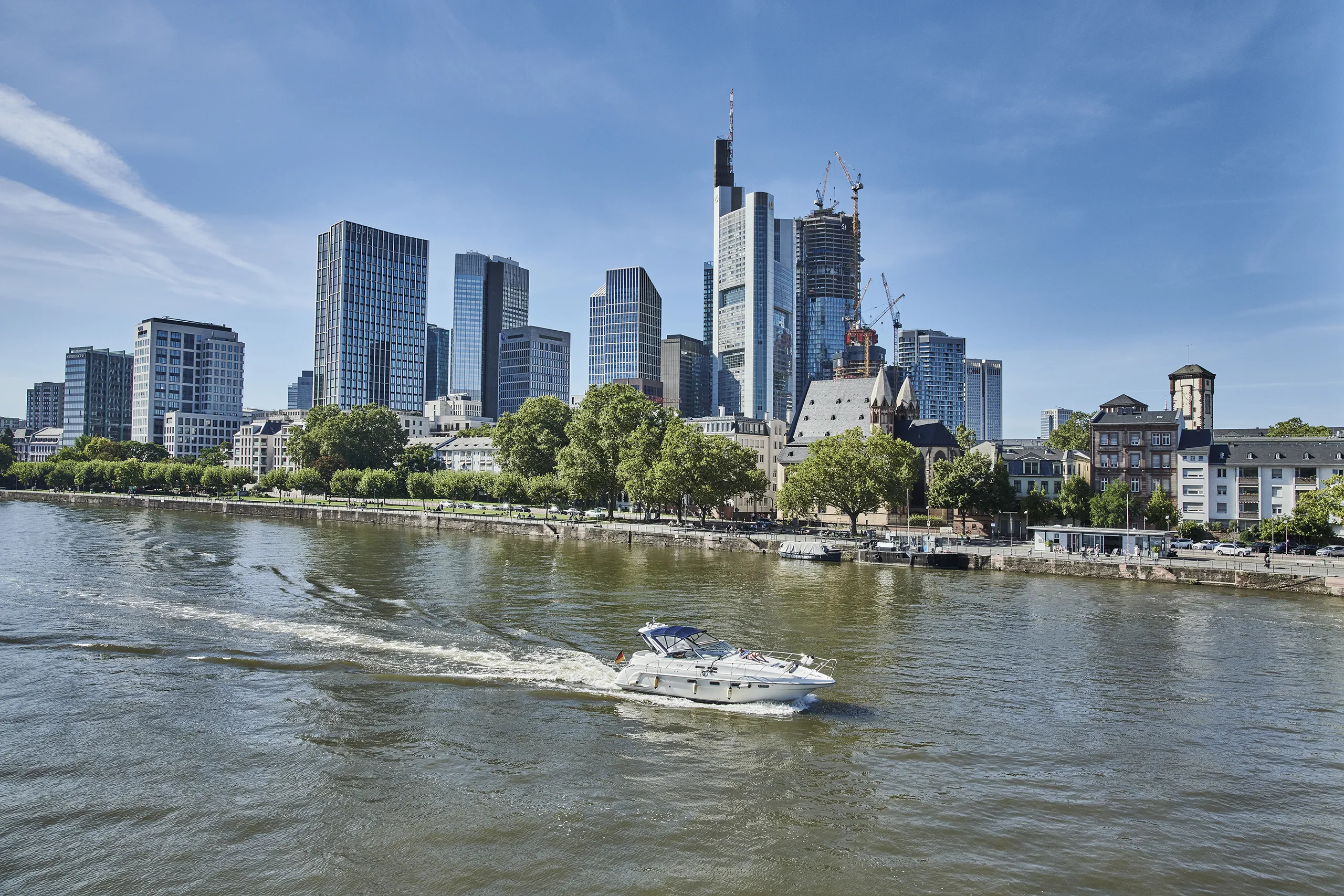 230904_HT_FRA_RHEIN_MAIN_FRANKFURT0756_FINAL_DRUCK