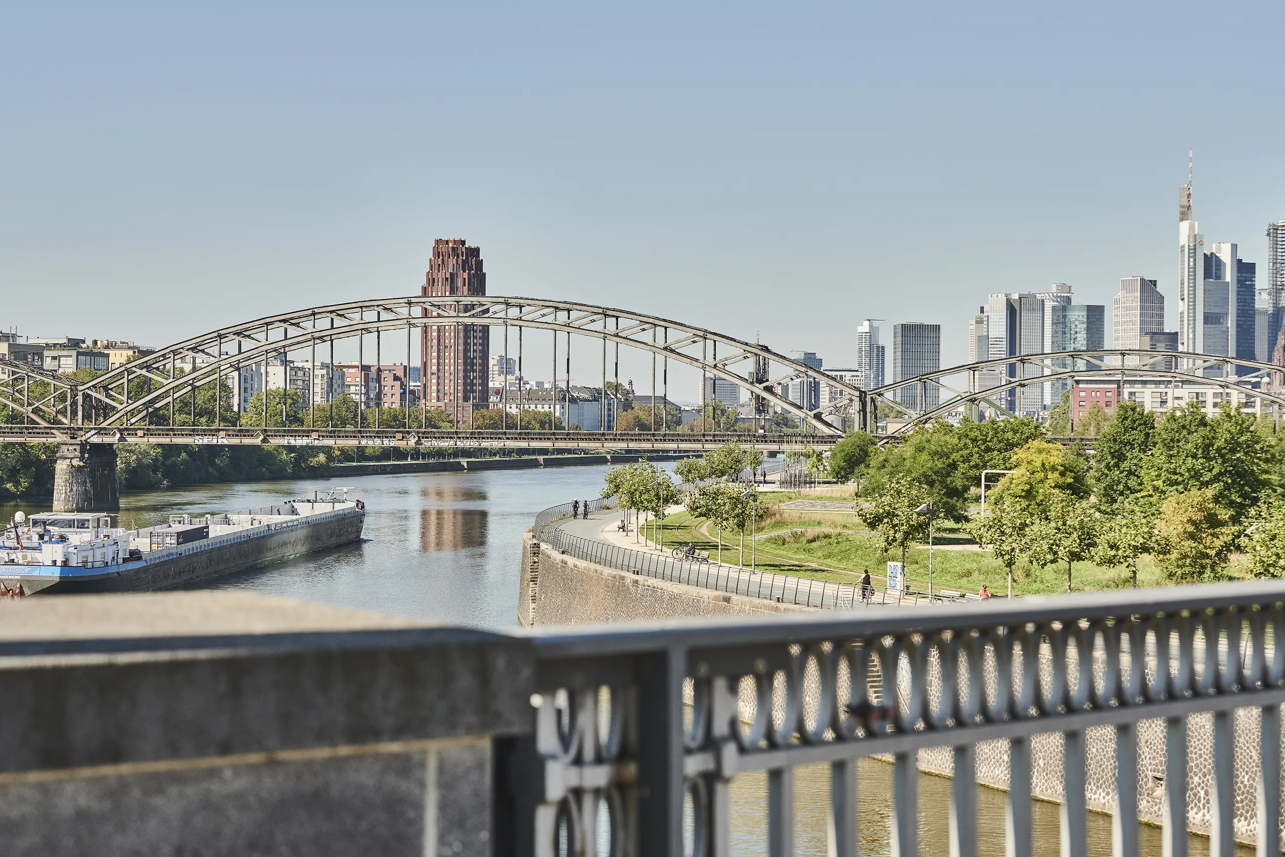 230908_HT_FRA_RHEIN_MAIN_MAINRADWEG_1379_FINAL_DRUCK