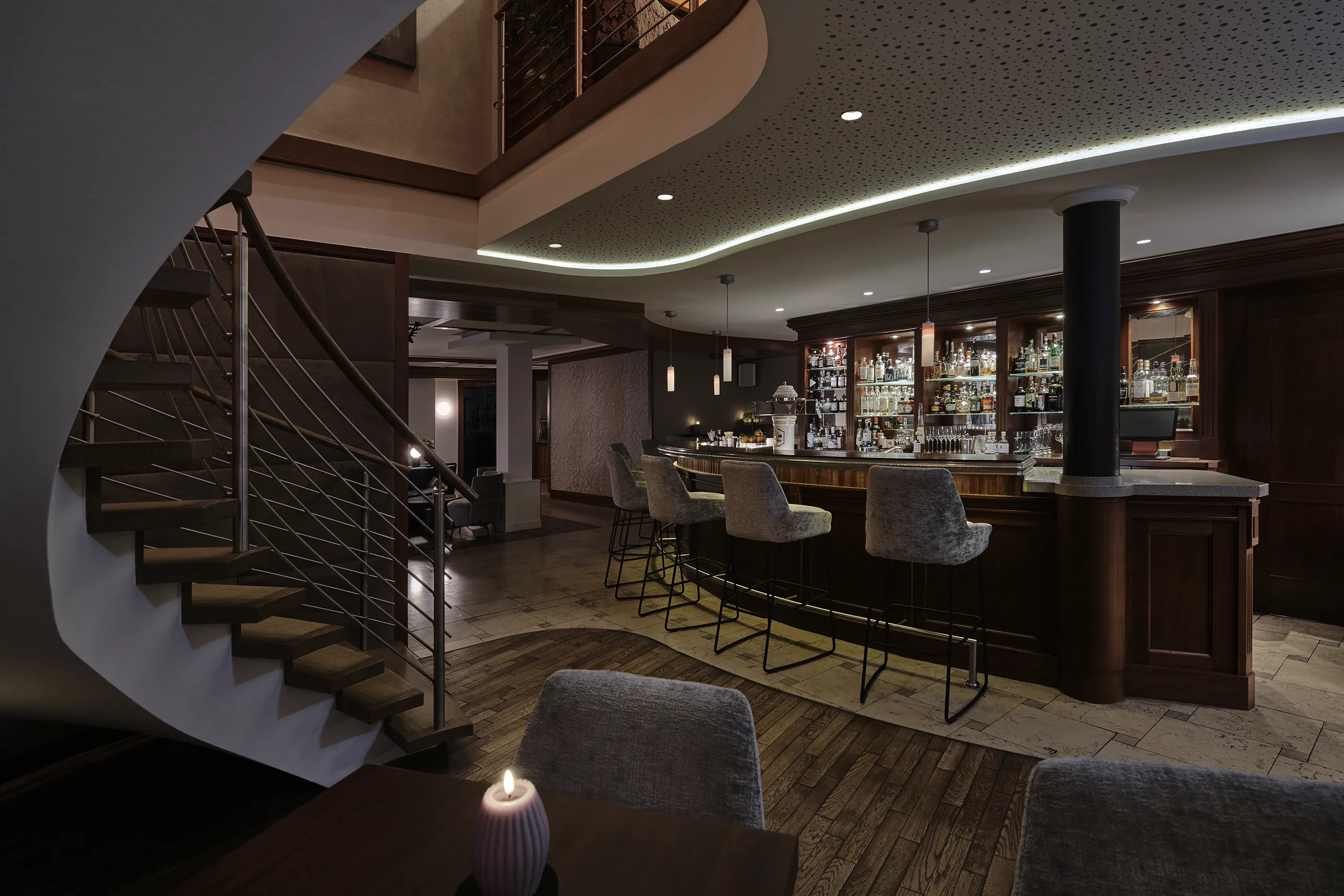 241010_KRONE_LAMM_I_BAR_1975_FINAL_DRUCK